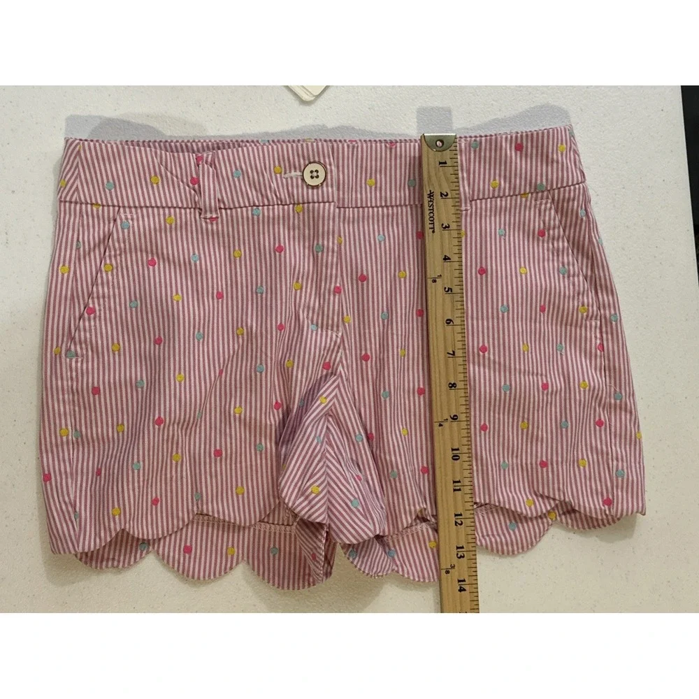 Crown & Ivy Shelby Scalloped Pink And White Striped Shorts Womens  Size 6 - Picture 5 of 6
